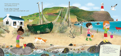 Look What I Found at the Seaside Pages Nosy Crow Moira Butterfield 9781839940835